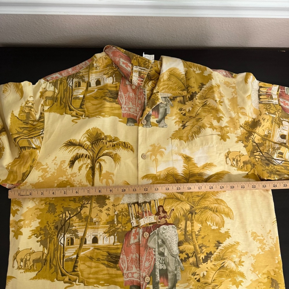 Tommy Bahama Hawaiian Shirt Men Large 100% Silk Elephant Palm Tree‎ Print Casual - Picture 8 of 9
